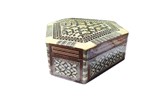 Arabesque Box Pentagon